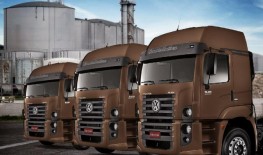 VW CONSTELLATION 420 cv V-Tronic